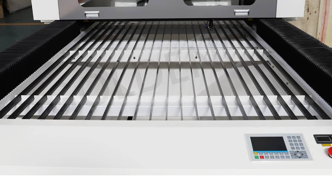 M&aacute;quina a laser CO2