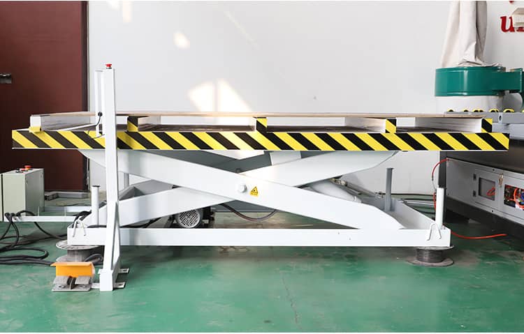 Arm&aacute;rio fazendo equipamento